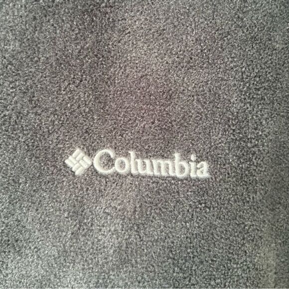 Columbia Black Warm Fuzzy Zip Up Vest - Picture 2 of 4